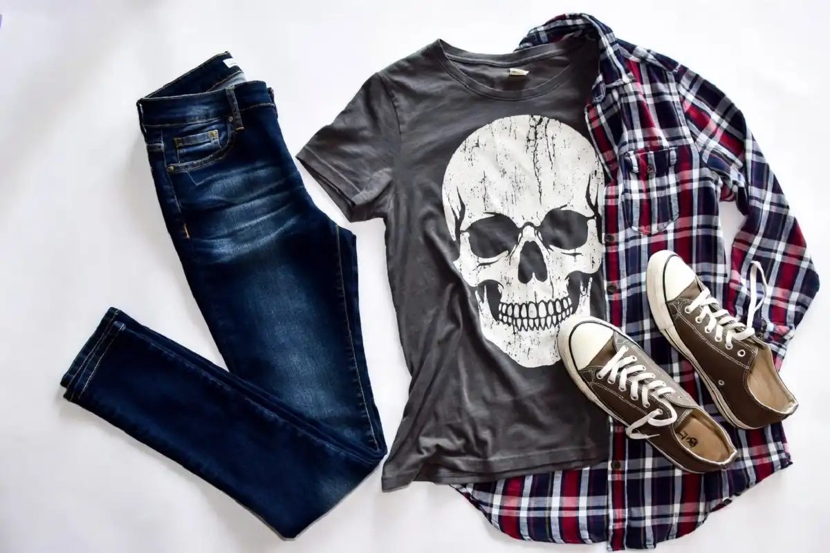 2010 fashion style guide showing key decade trends and iconic looks